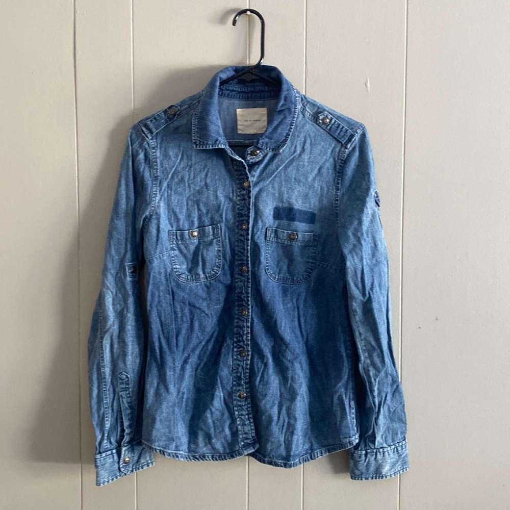 Forever 21 denim button up shirt size L